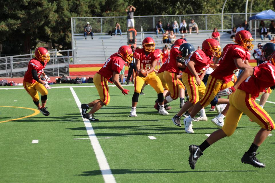 Freshman Football - Jesuit High School